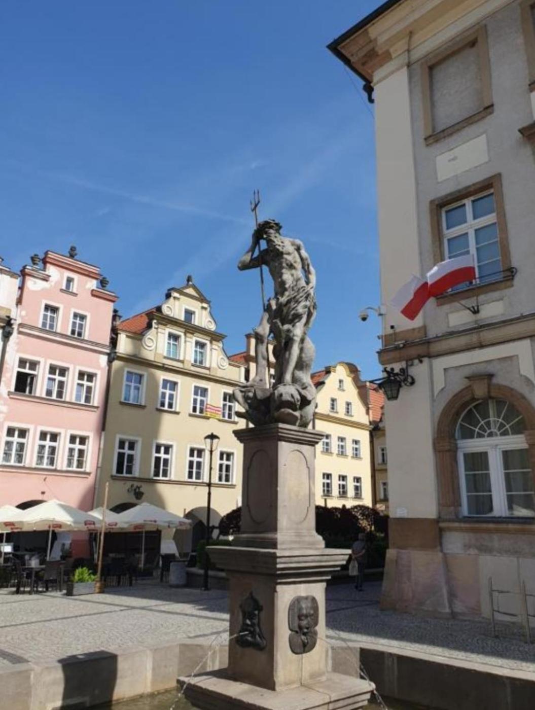 Apartament Nina Jelenia Góra Buitenkant foto